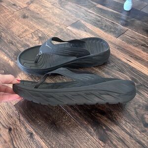 Men’s Hoka One One Recovery Flip Flop Sandals